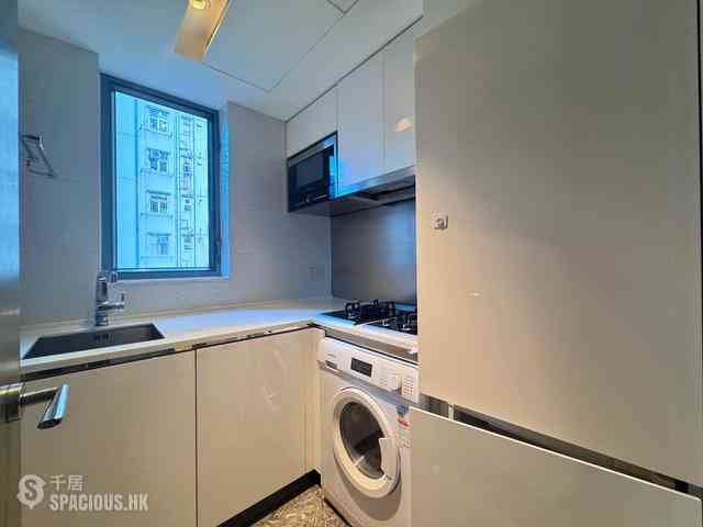 Soho - Centrepoint 06