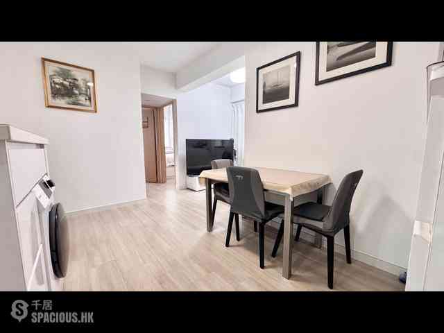 Sai Ying Pun - Tong Nam Mansion 01