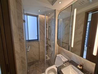 Sai Ying Pun - Des Voeux W Residence 04