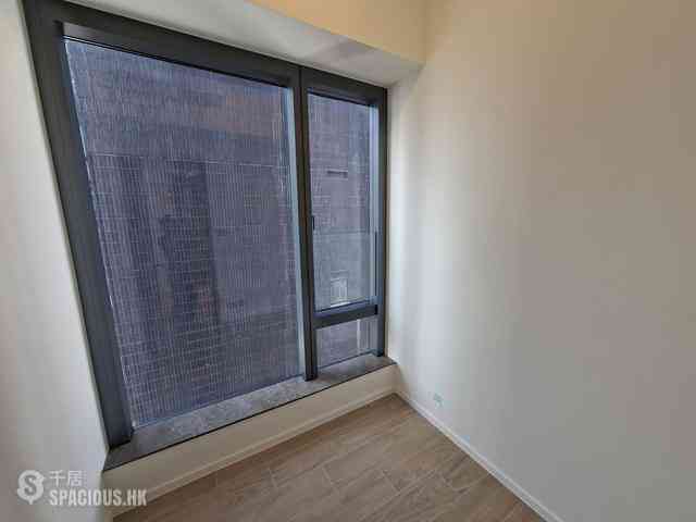 Sai Ying Pun - Des Voeux W Residence 06