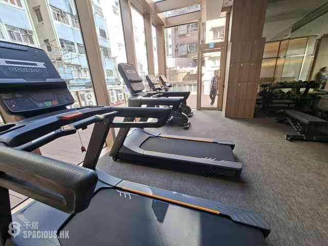 Sai Ying Pun - Des Voeux W Residence 11