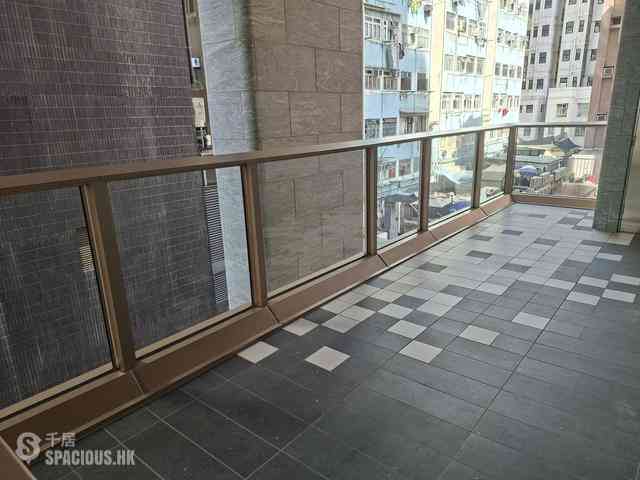 Sai Ying Pun - Des Voeux W Residence 14