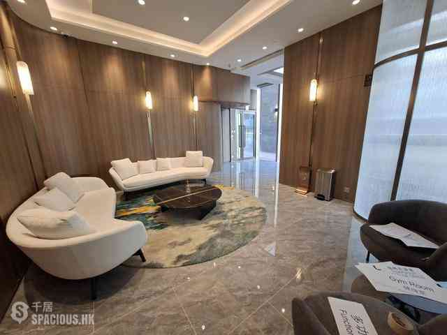 Sai Ying Pun - Des Voeux W Residence 16