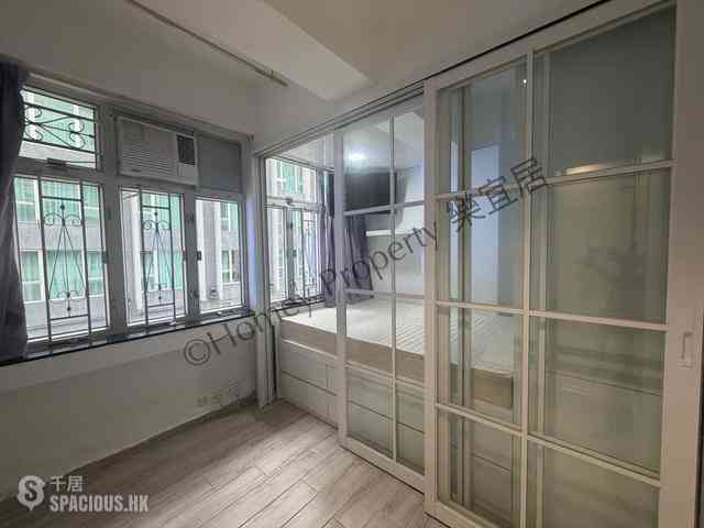 Tsim Sha Tsui - Long Kee Mansion 02