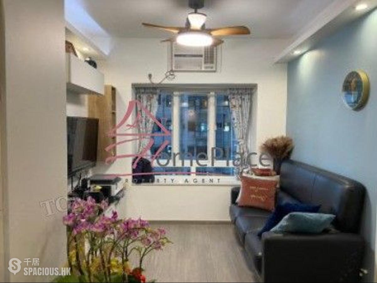 Mid Levels Central - Maxluck Court 01