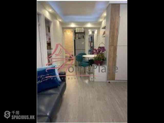 Mid Levels Central - Maxluck Court 02