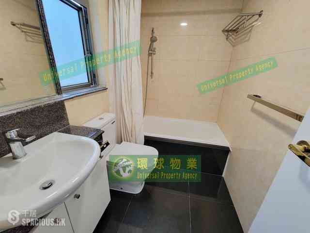 Kennedy Town - The Merton Tower 3 16