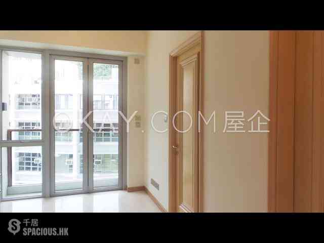 Sai Ying Pun - 63, Pokfulam 04