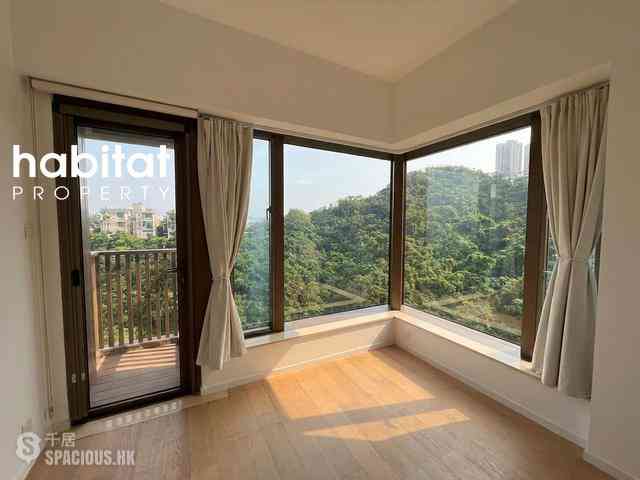 Shau Kei Wan - Island Garden 06