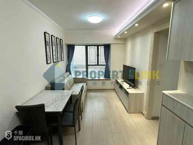 Sheung Wan - Queen's Terrace 02
