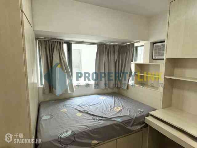 Sheung Wan - Queen's Terrace 04