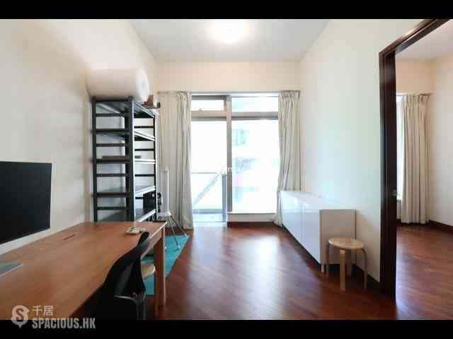 Wan Chai - The Avenue Phase 2 01