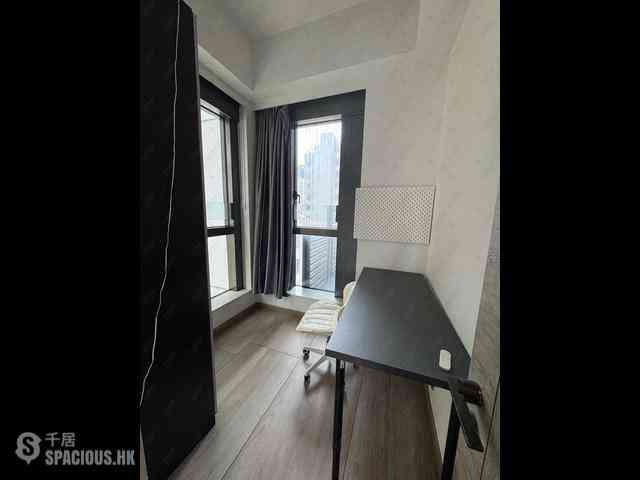 Sai Ying Pun - Two・Artlane 10