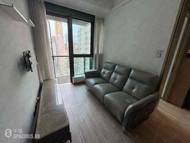 Sai Ying Pun - Two・Artlane 12