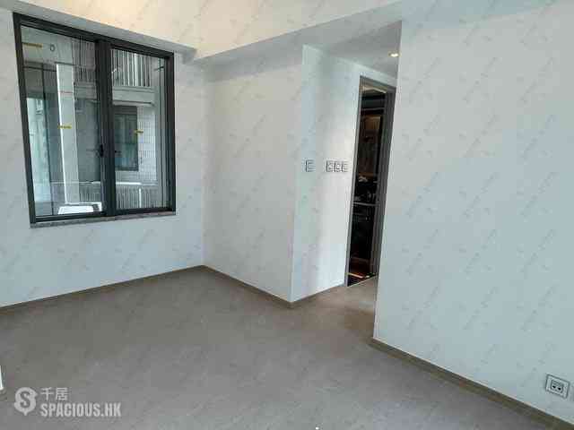 Wong Chuk Hang - The Southside Phase 3C Blue Coast II Tower 5 07