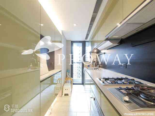 North Point - Fleur Pavilia 10