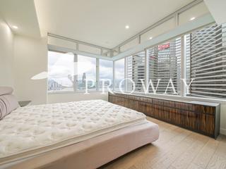 Wan Chai - Convention Plaza Apartments 05