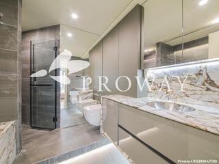Wan Chai - Convention Plaza Apartments 07