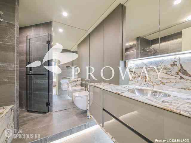 Wan Chai - Convention Plaza Apartments 07