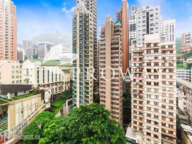 Shek Tong Tsui - Novum West 02