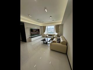 Happy Valley - Villa Rocha Block A 02