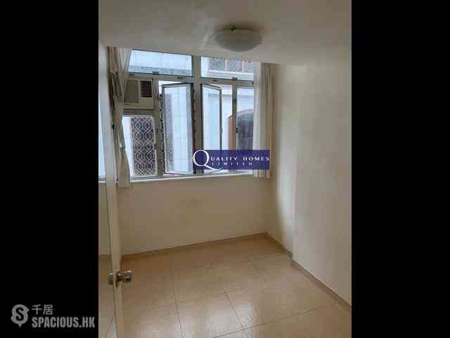 Sai Ying Pun - 23, High Street 01