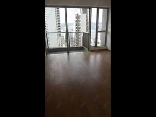 Sai Ying Pun - Island Crest Block 2 02