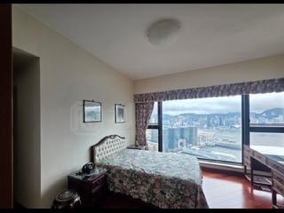 West Kowloon - The Arch Sun Tower (Block 1A) 11