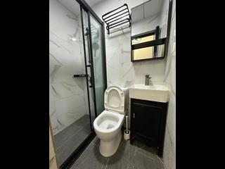 Mong Kok - 118-124, Tung Choi Street 06