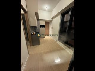 Sai Ying Pun - Des Voeux W Residence 03