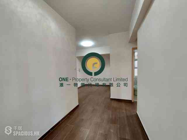 Sai Ying Pun - Golden Phoenix Court 04