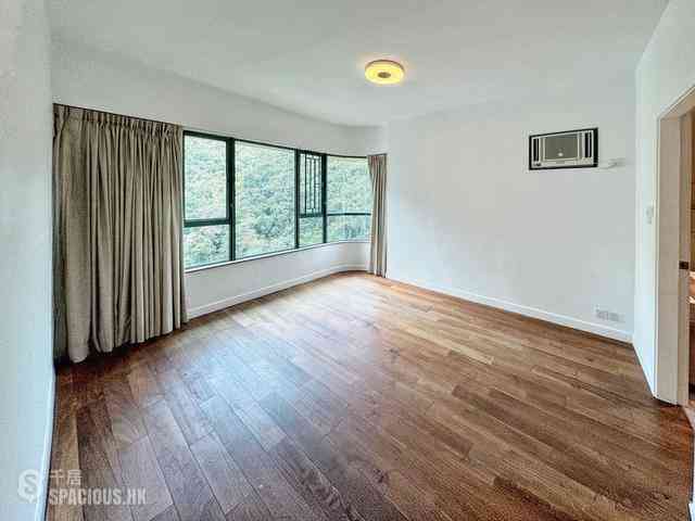 Mid Levels Central - Hillsborough Court 04