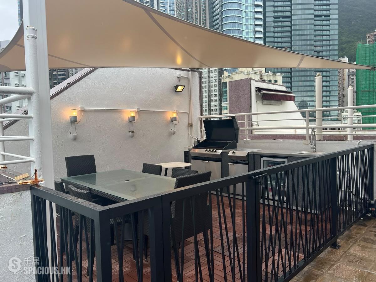 Poho - Rich View Terrace 01