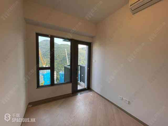 Wong Chuk Hang - The Southside Phase 1 Southland Tower 2B 03