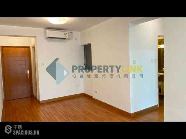 Sheung Wan - Queen's Terrace 02