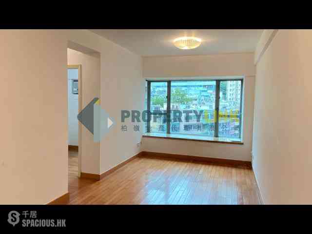 Sheung Wan - Queen's Terrace 01