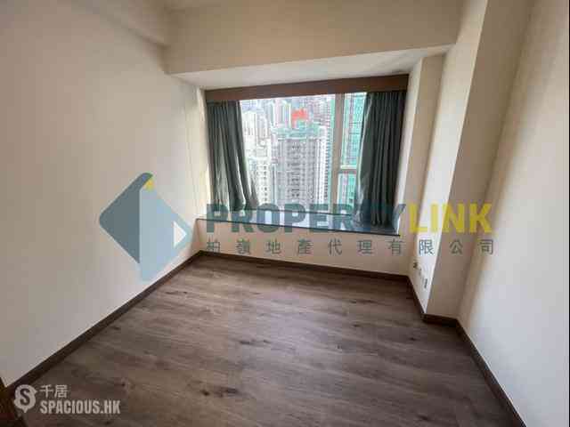 Soho - Centrestage 14