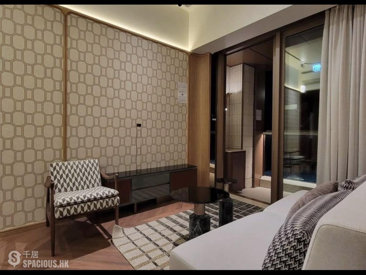 Wong Chuk Hang - The Southside Phase 5B Deep Water Pavilia II 01