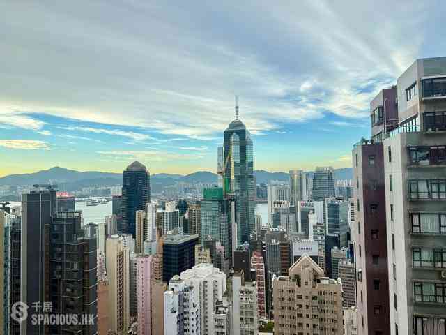 Mid Levels Central - The Grand Panorama 01
