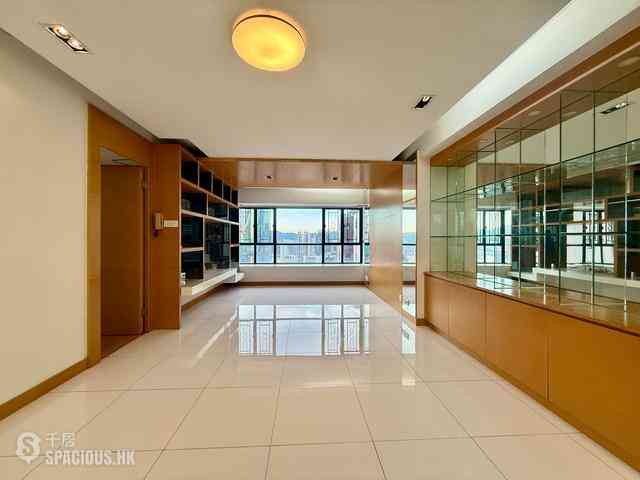 Mid Levels Central - The Grand Panorama 05