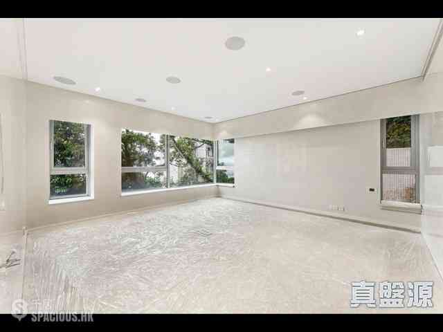 The Peak - Haking Mansions 07