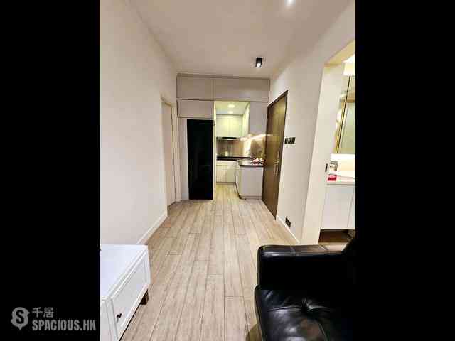 Wan Chai - Dandenong Mansion 01