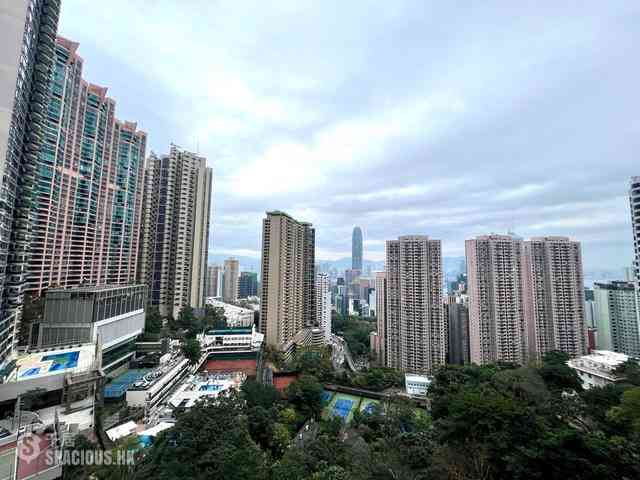 Mid Levels Central - May Tower Block 1 02