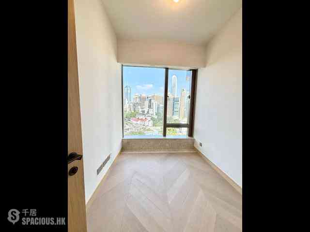 Mid Levels Central - 22A, Kennedy Road 09
