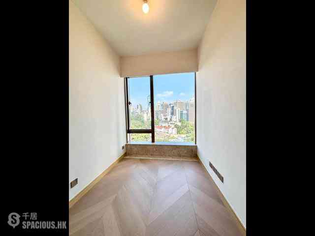 Mid Levels Central - 22A, Kennedy Road 07