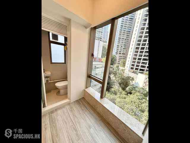 Mid Levels Central - 22A, Kennedy Road 10