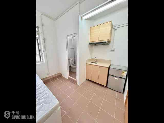 Wan Chai - 240, Queen's Road East 02