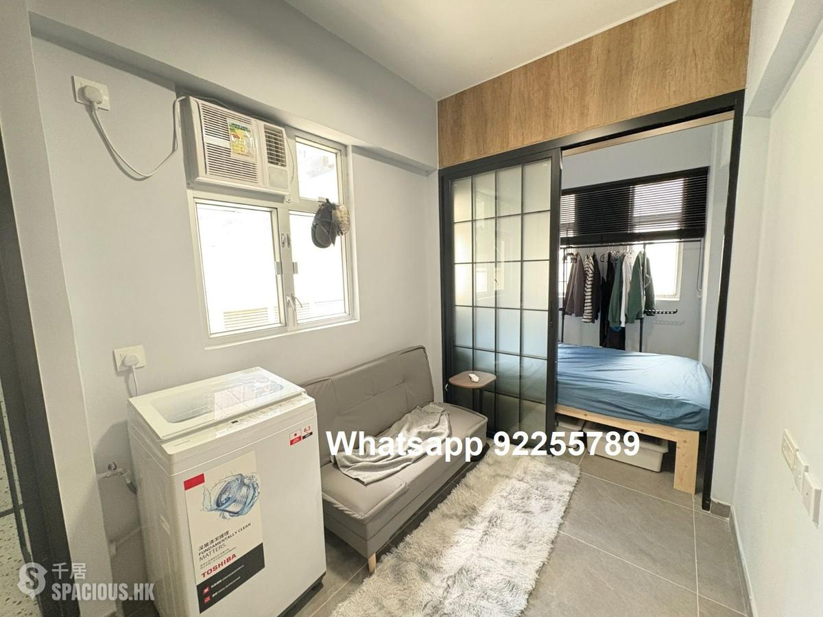 Sheung Wan - 229-231, Hollywood Road 01