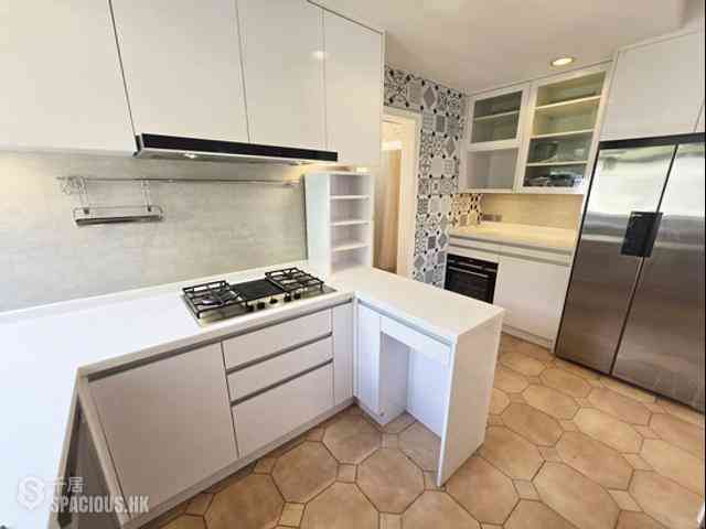 Discovery Bay - Middle Lane 10