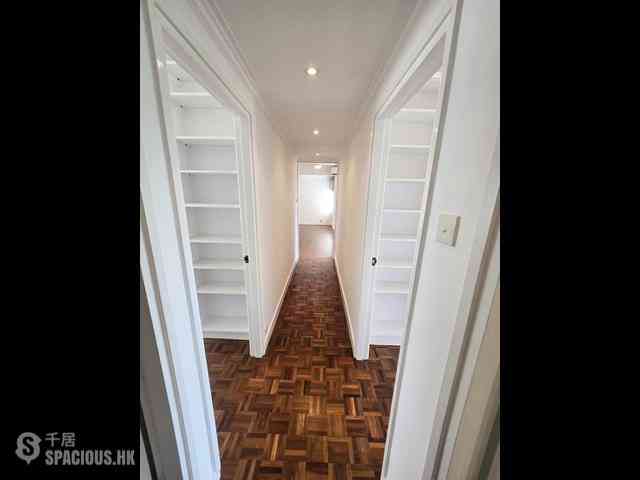 Discovery Bay - Middle Lane 23